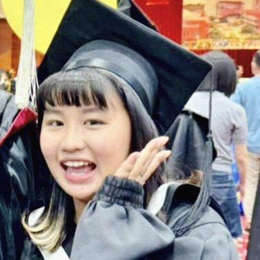 Featured image for “應英人的成長足跡系列專欄-古芷萍學姐/挑戰質疑，銘傳應英系助你走出專業與自信之路！”